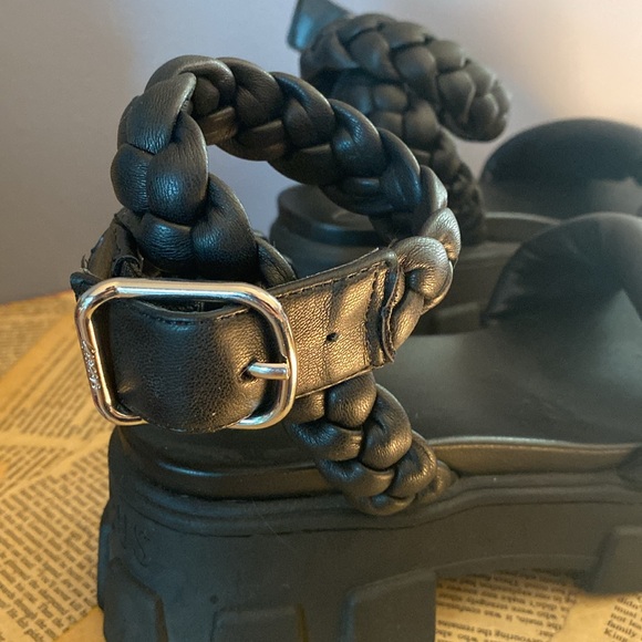 Sam Edelman NY chunky Amkle Strap Sandals - Picture 4 of 8